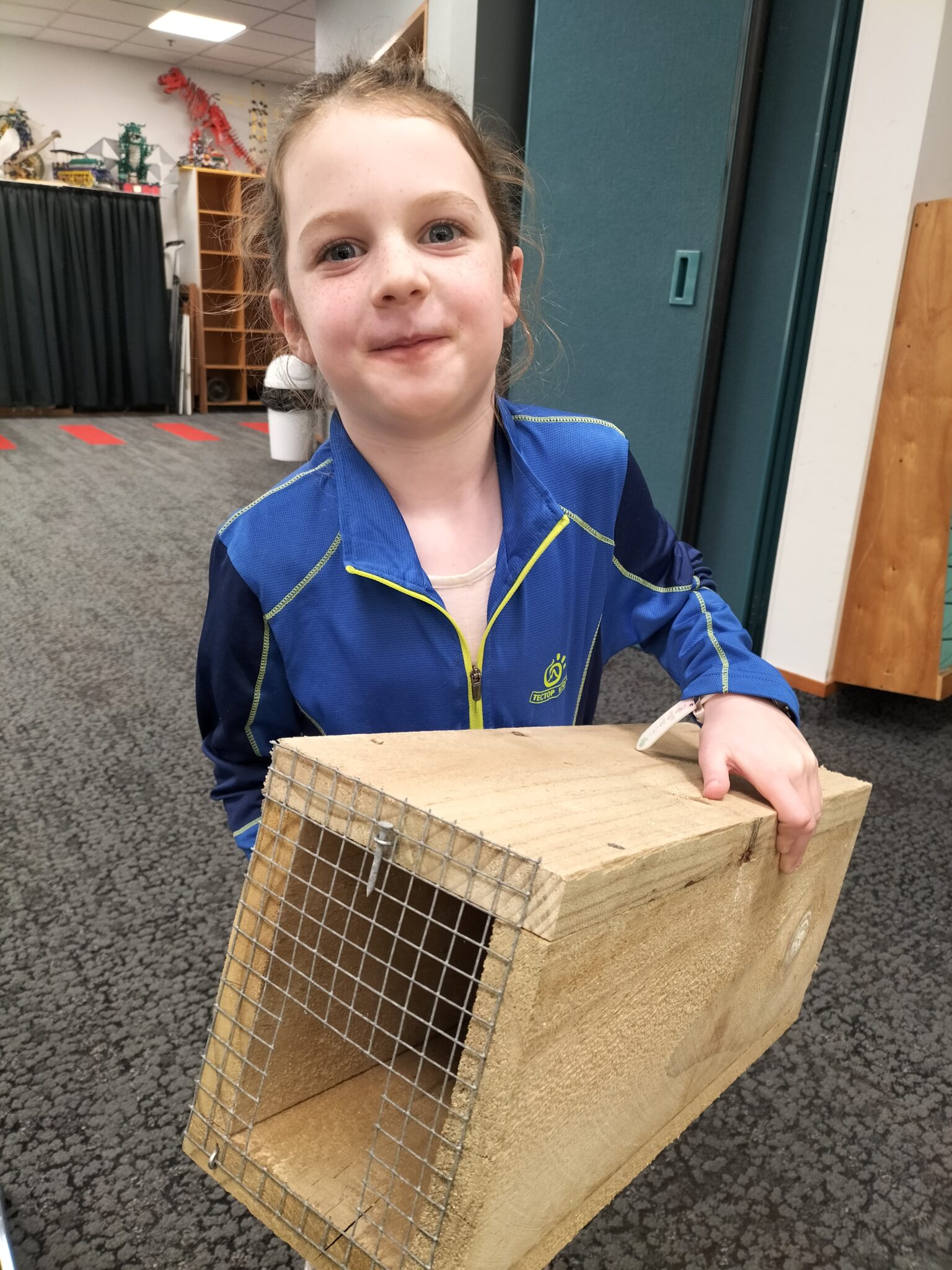 Building rat trap boxes – Kiwi Conservation Club