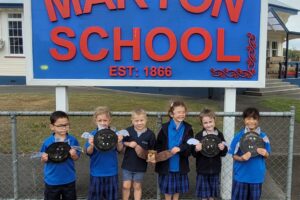 Polly Pekapeka visits Marton School